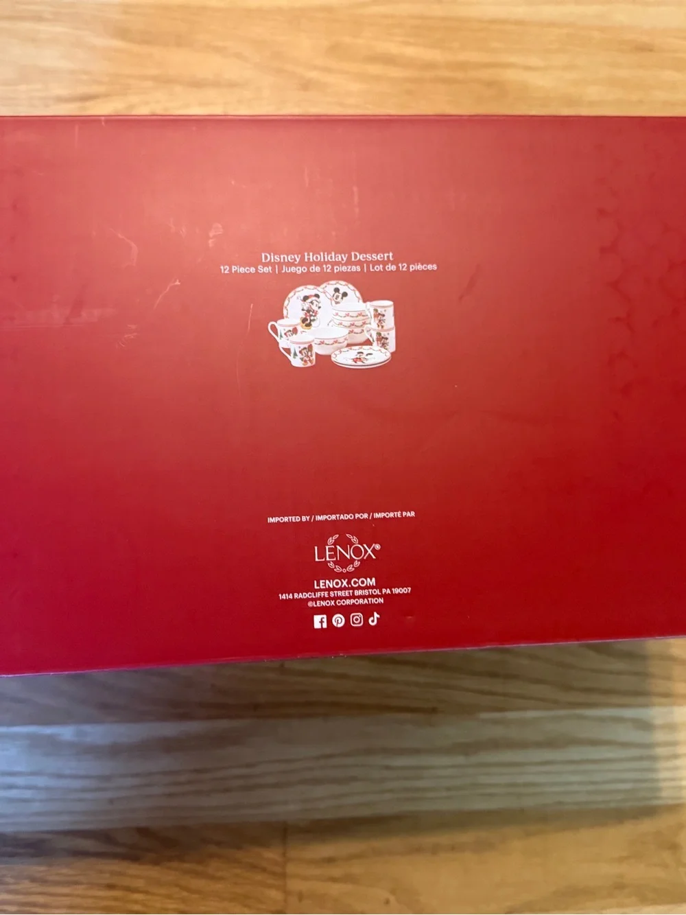 New Disney Holiday Dessert 12-Piece Set Lenox Christmas Minnie & Mickey Mouse